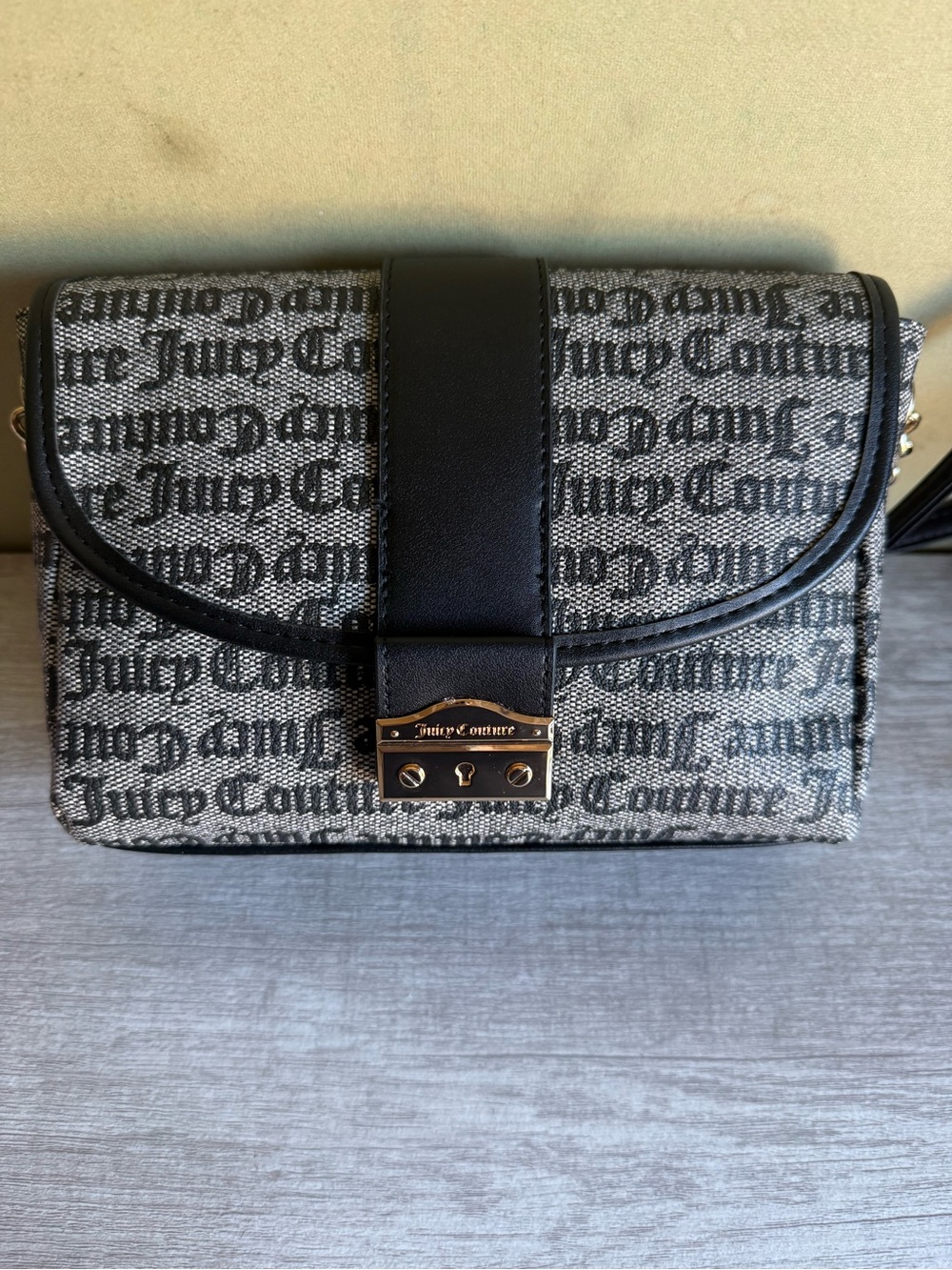 NWOT Juicy Couture Black/Gray Logo “Pop That Lock” Flap Crossbody Bag